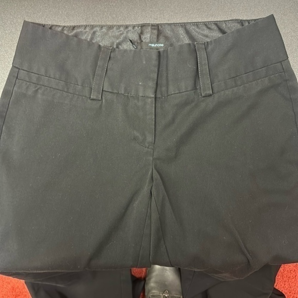 Maurices women’s black straight leg dress pants with pockets size 7/8 long